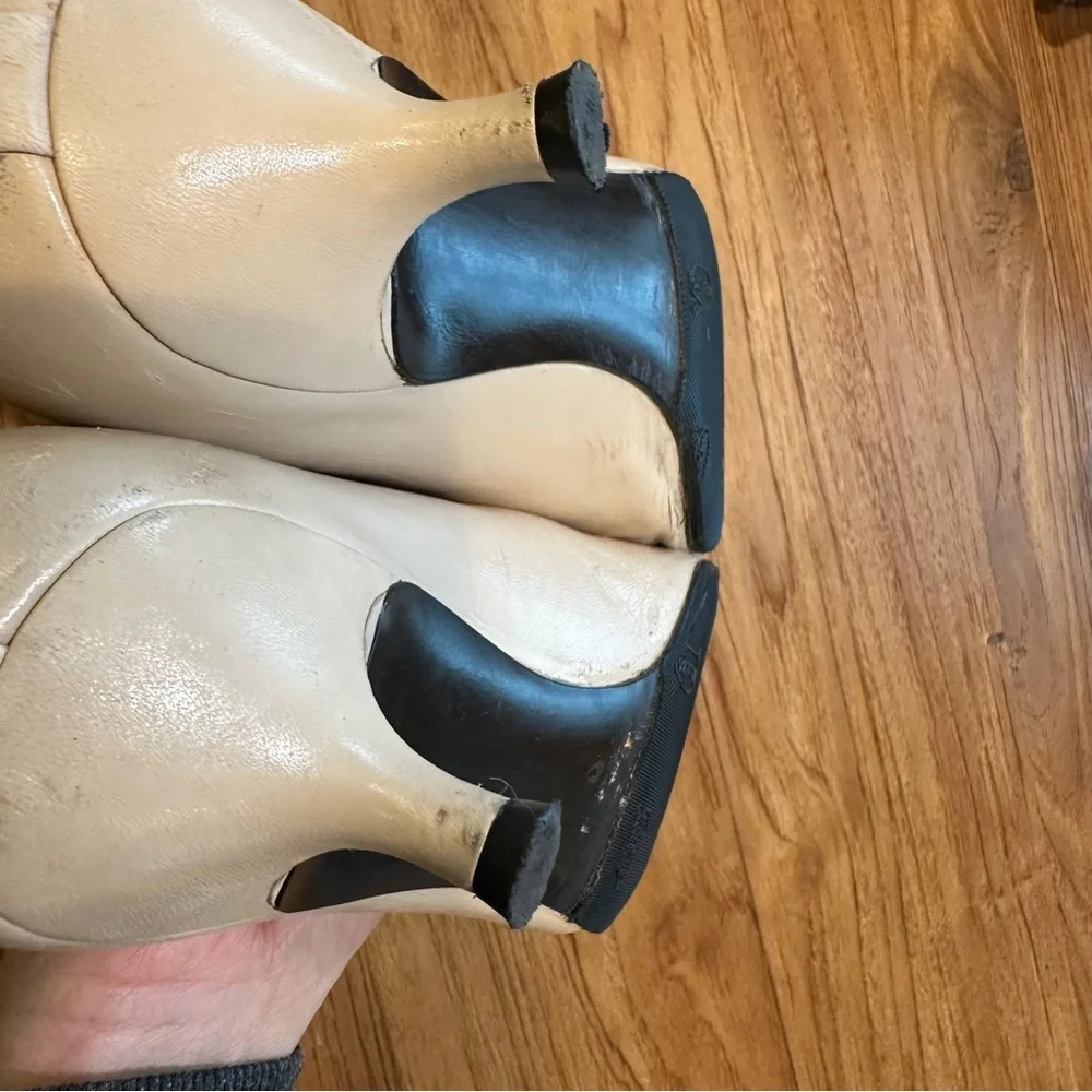 Stuart Weitzman stuart weitzman