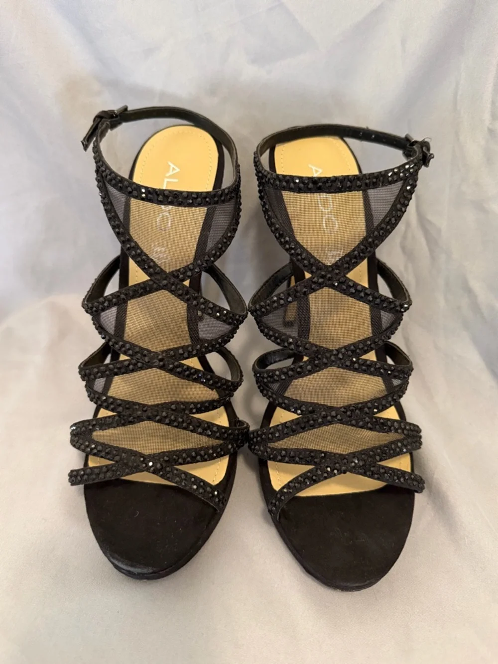 Aldo step into