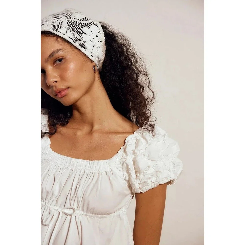 Free People description square