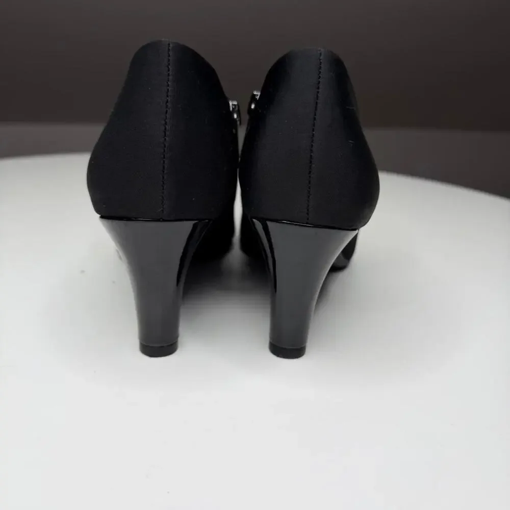 Bandolino black stretch