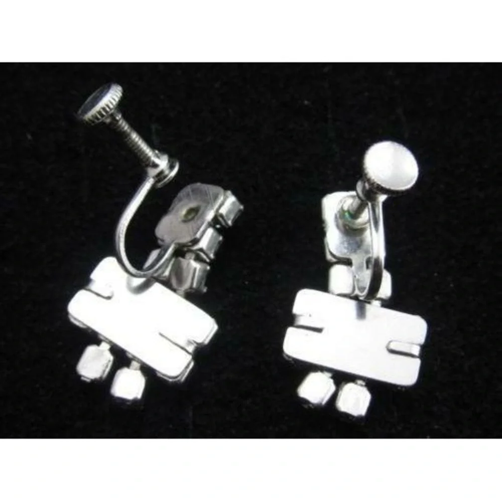 The Unbranded Brand vintage rhodium