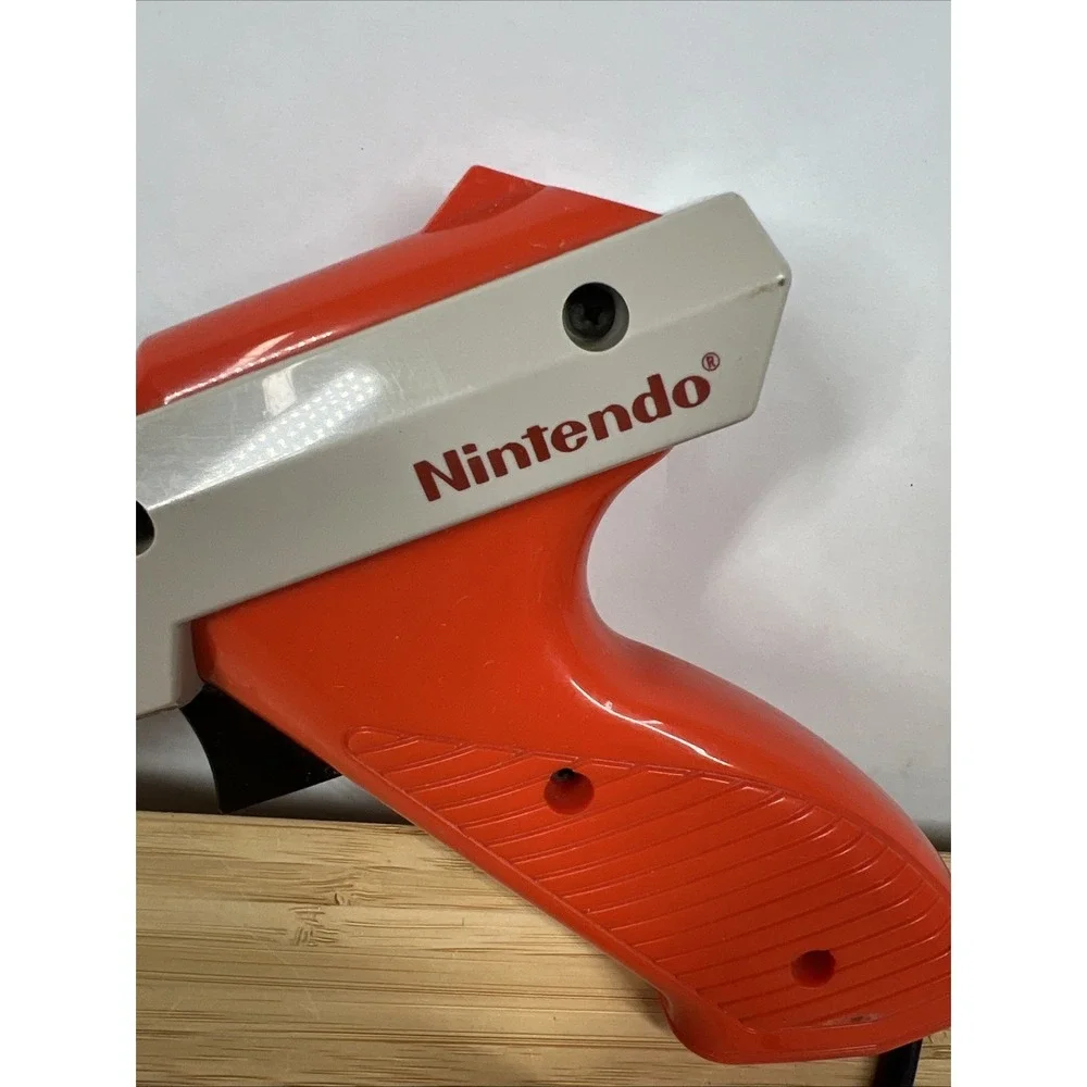 Nintendo Zapper - Orange Light Gun (NES, 1985) Not Tested