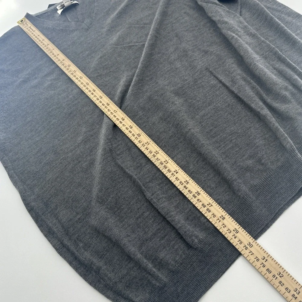 Joseph Abboud this item