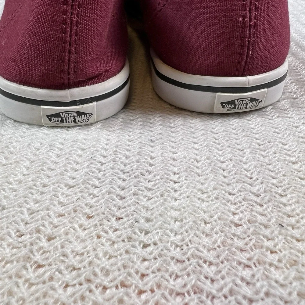 Vans footwear style