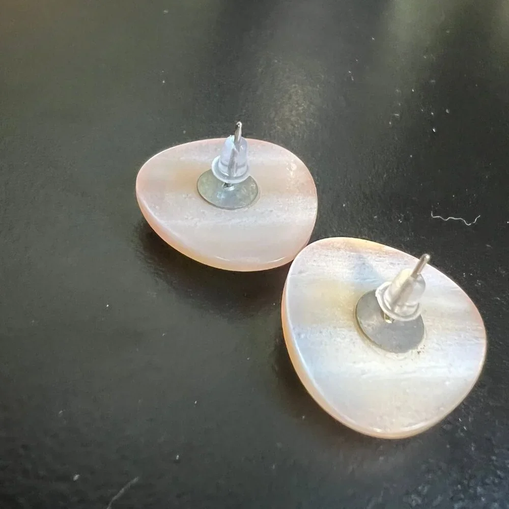 N/A earrings checkout