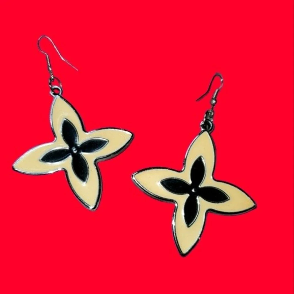 Black & White earrings boho‎
