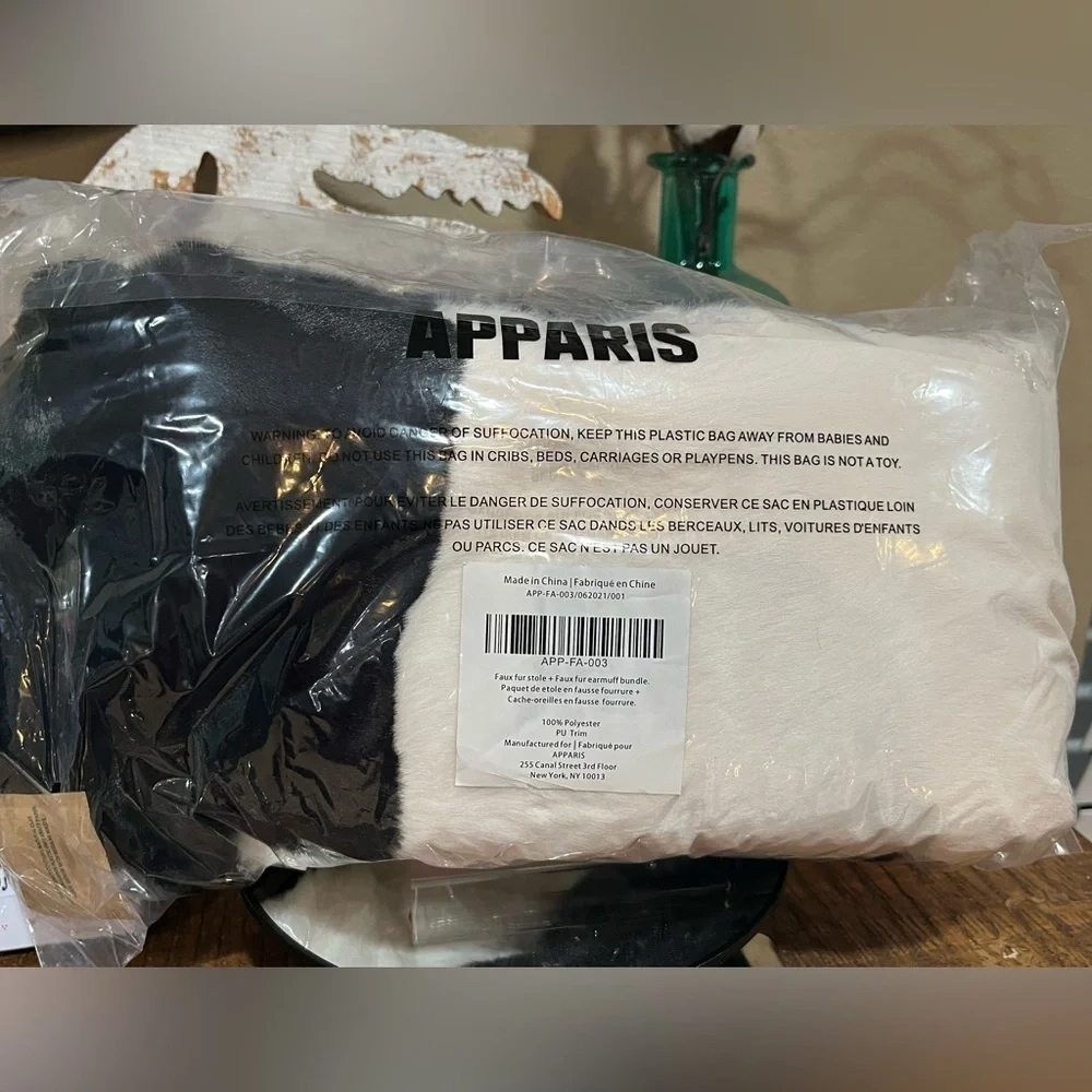 Apparis stay warm