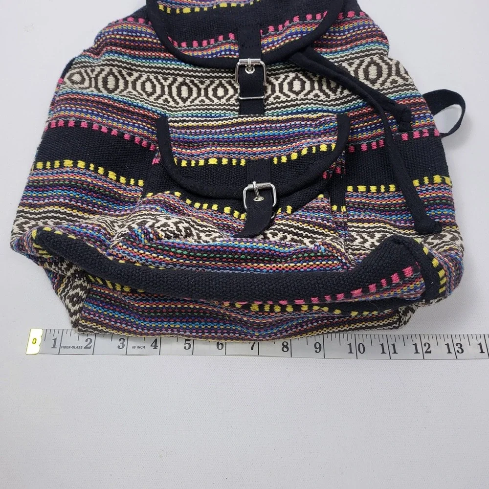 N/A woven medium