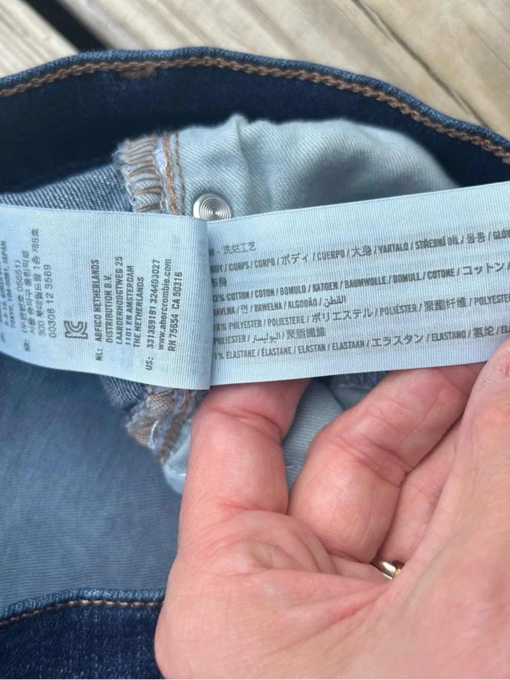 Hollister this pair