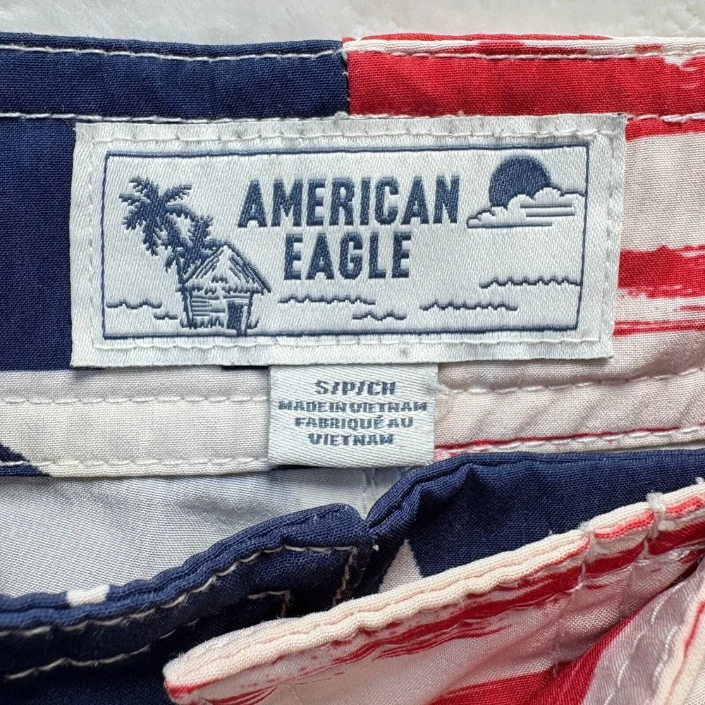 American Eagle Swim Trunks Men Sz Small‎ American Flag Stars Stripes Patriotic