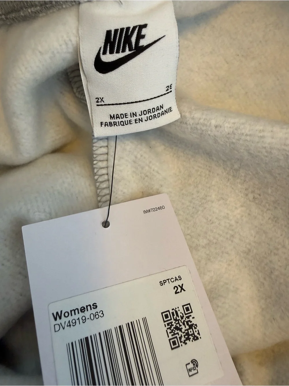 Nike size 2x