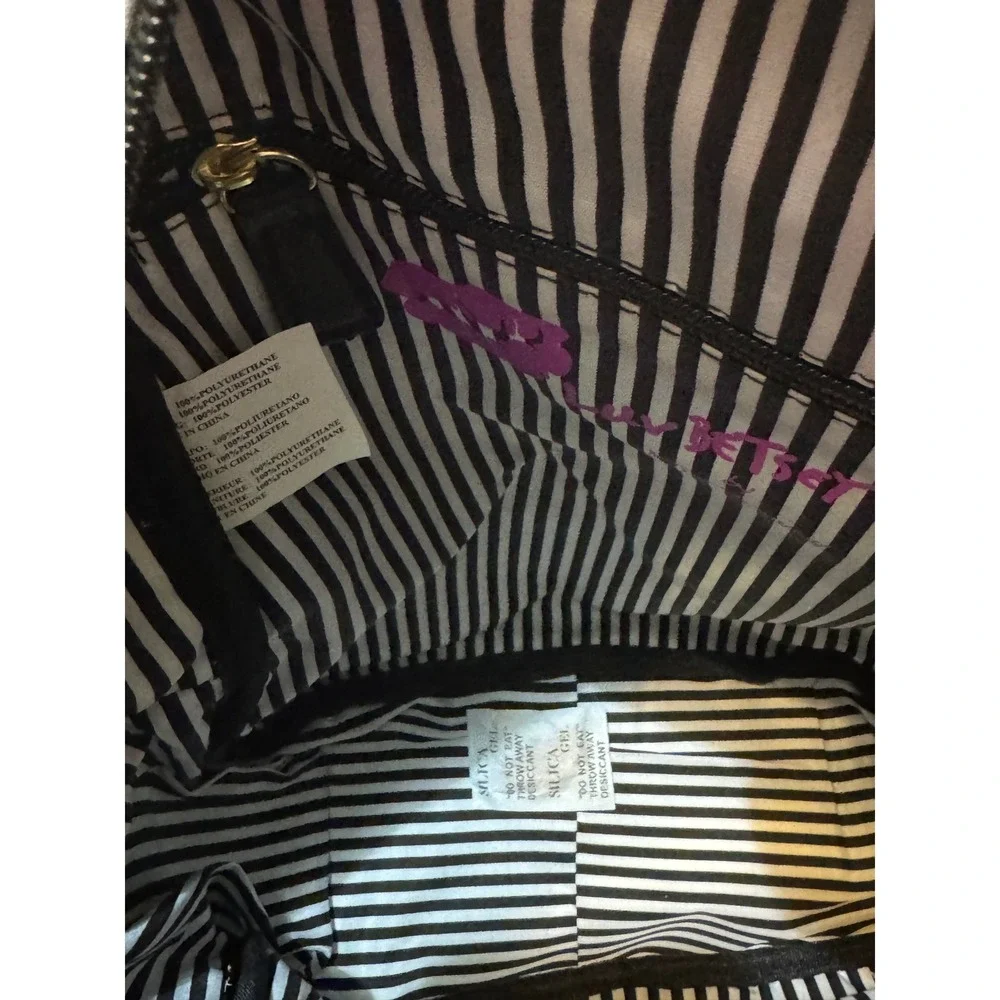 Betsey Johnson luv betsey