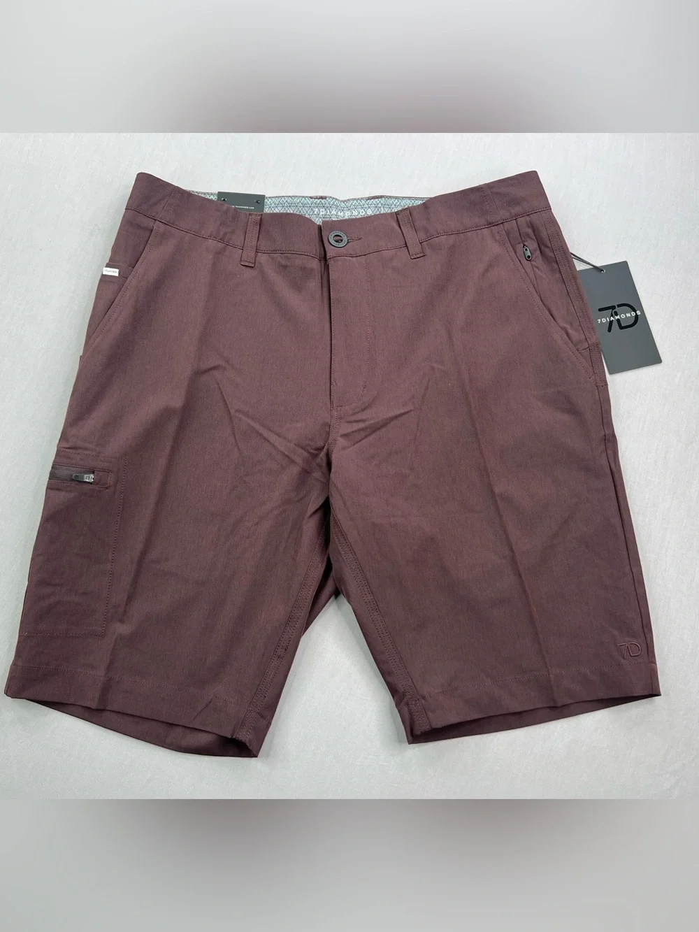 7 DIAMONDS SIERRA HIGH PERFORMANCE WTAER RESISTANT SHORTS