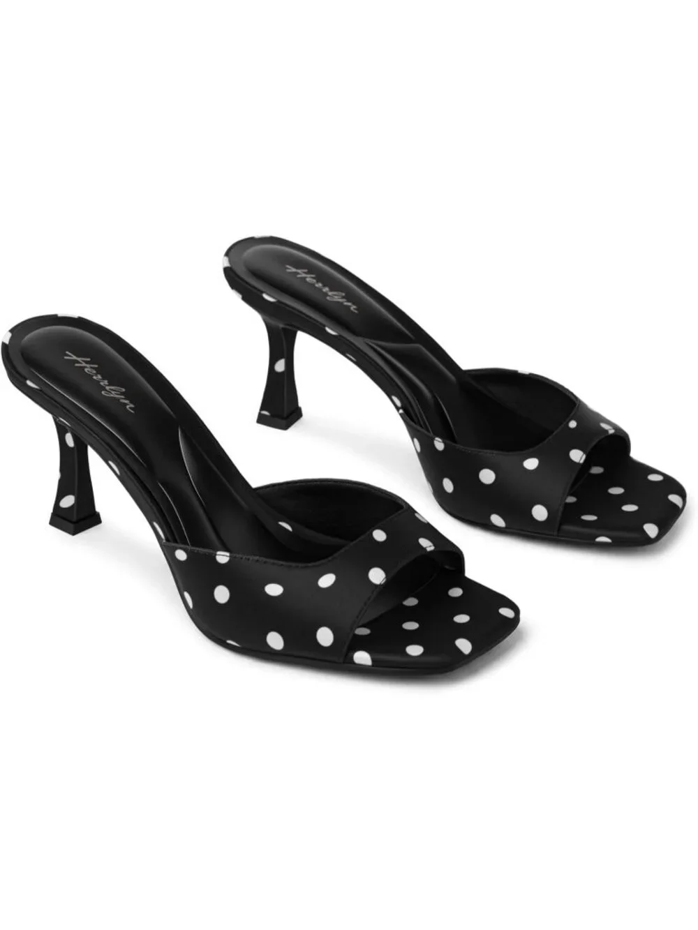 N/A convenient sandals