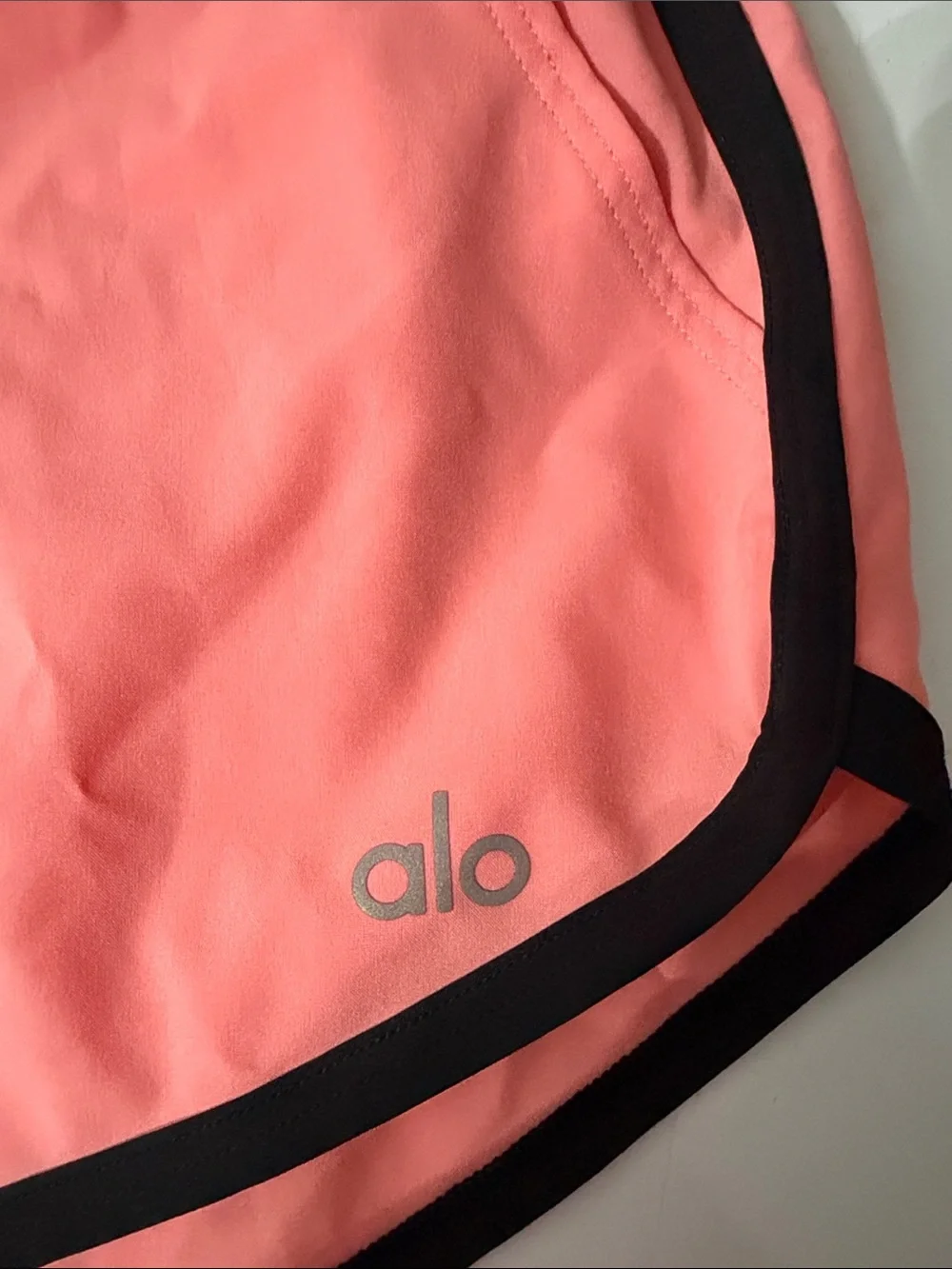 ALO Yoga alo small