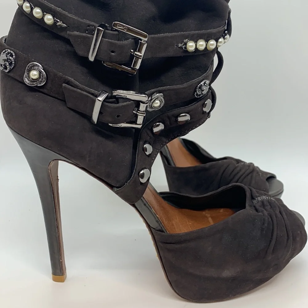 SCHUTZ *flawed open