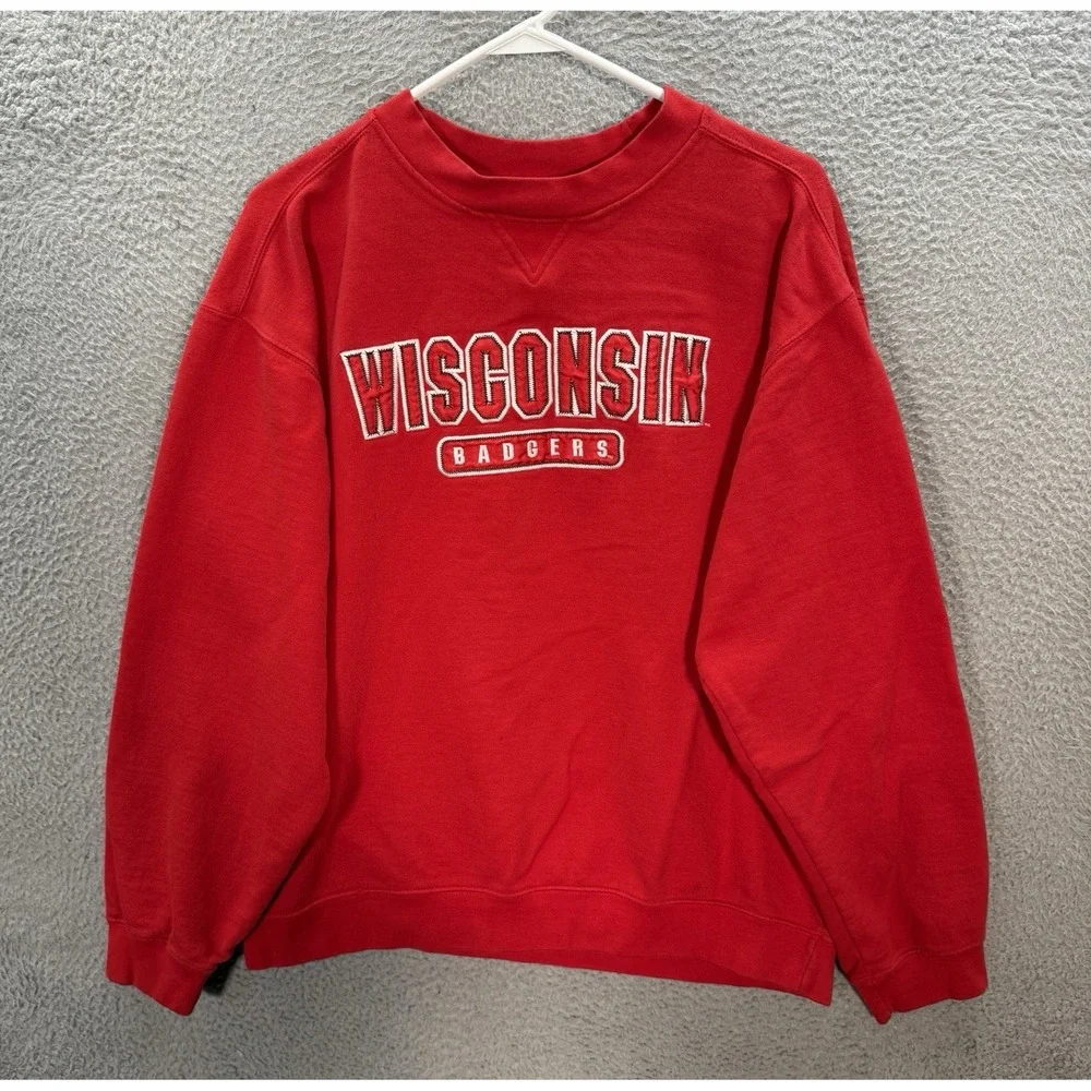 Vintage‎ Wisconsin Badgers Sweatshirt Adult Large Red Crewneck Embroidered Y2K