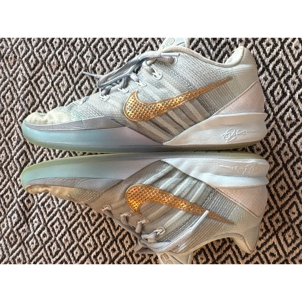 Nike sabrina magnetic