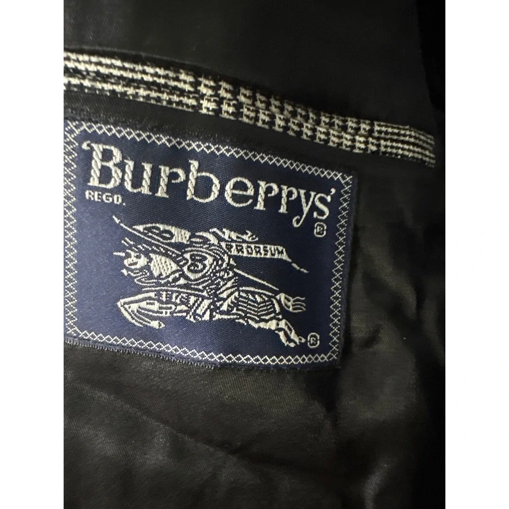 Burberry tailored this piece