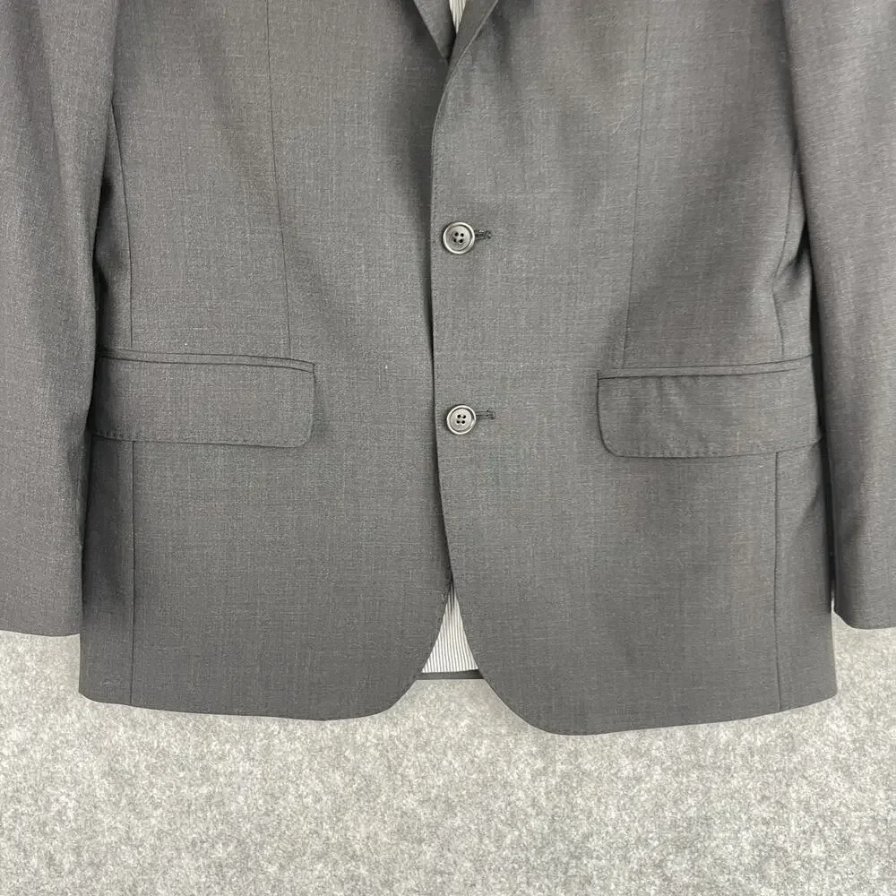 Brooks Brothers sports has preowned