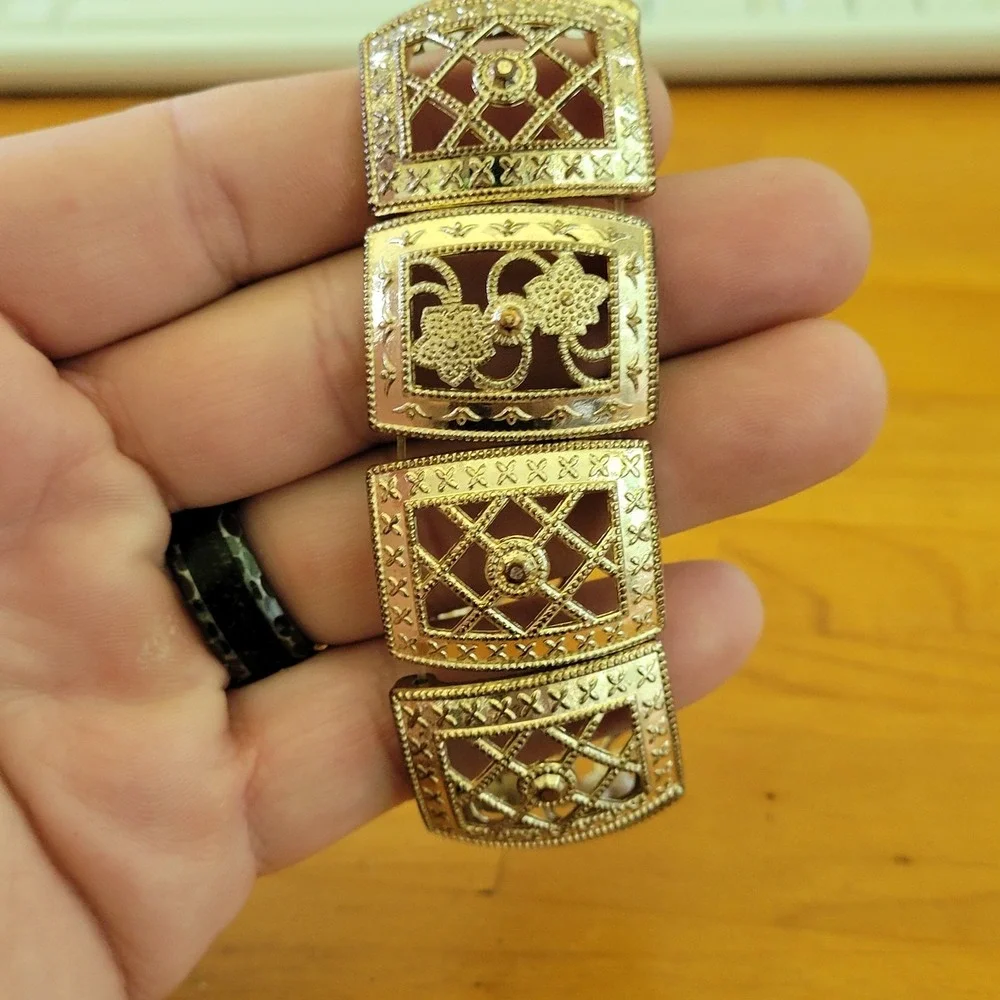 Filigree estate jewelry