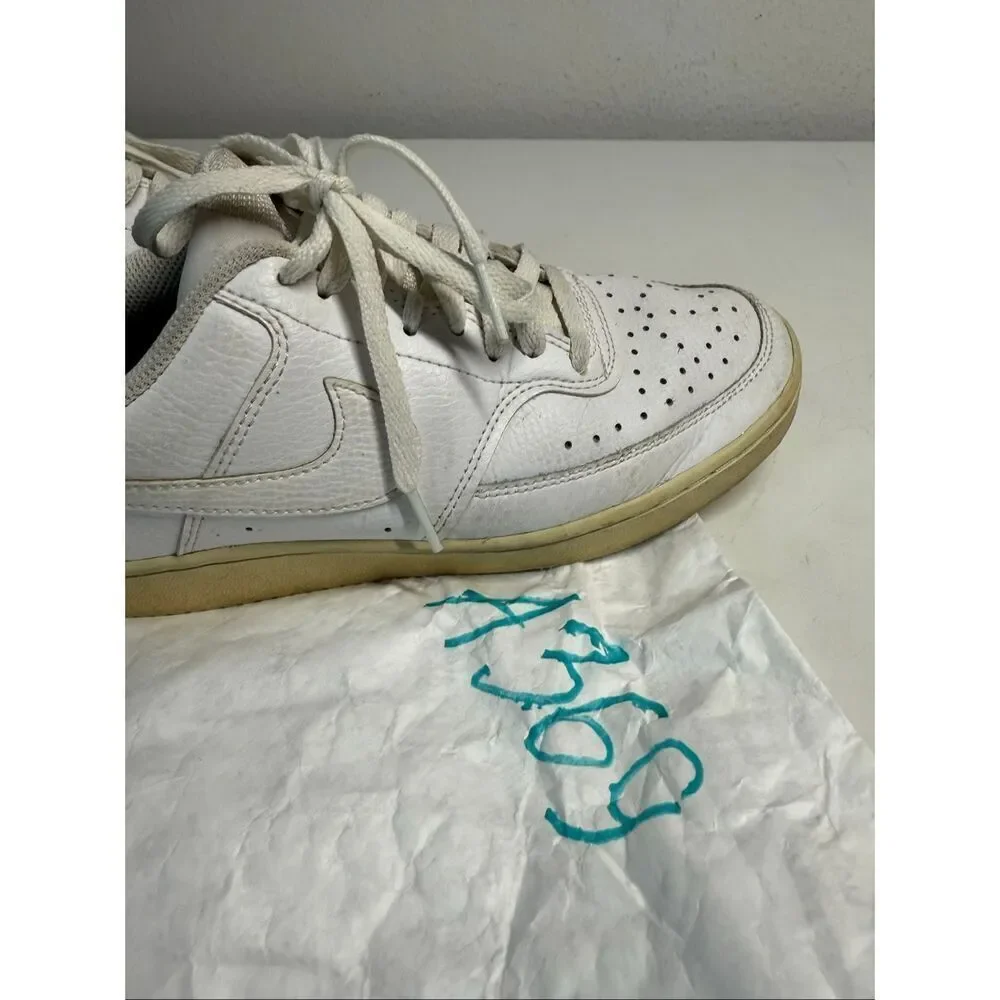 Nike Court Vision Men’s Size 6,5/ Women’s 8 White Athletic Sneakers CD5463-100