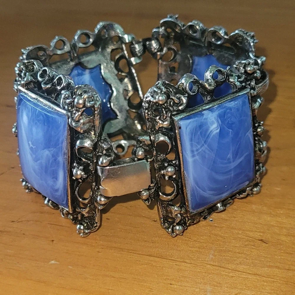 Vintage Ornate Blue Cabochon Bracelet Silver Tone Hinged Panel Statement