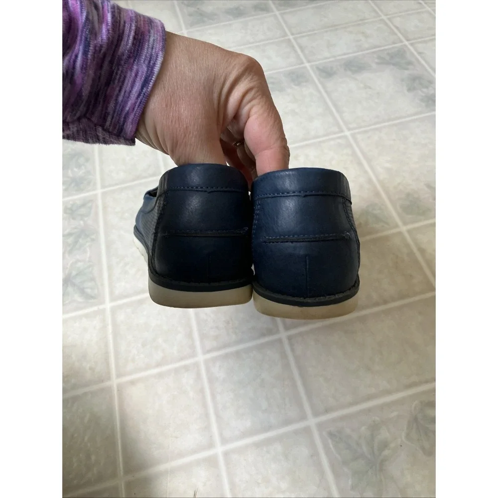 NaturalSoul‎ Slip On Shoes Sz US 7.5 Slip Vegan Blue Leather Perforated Sides