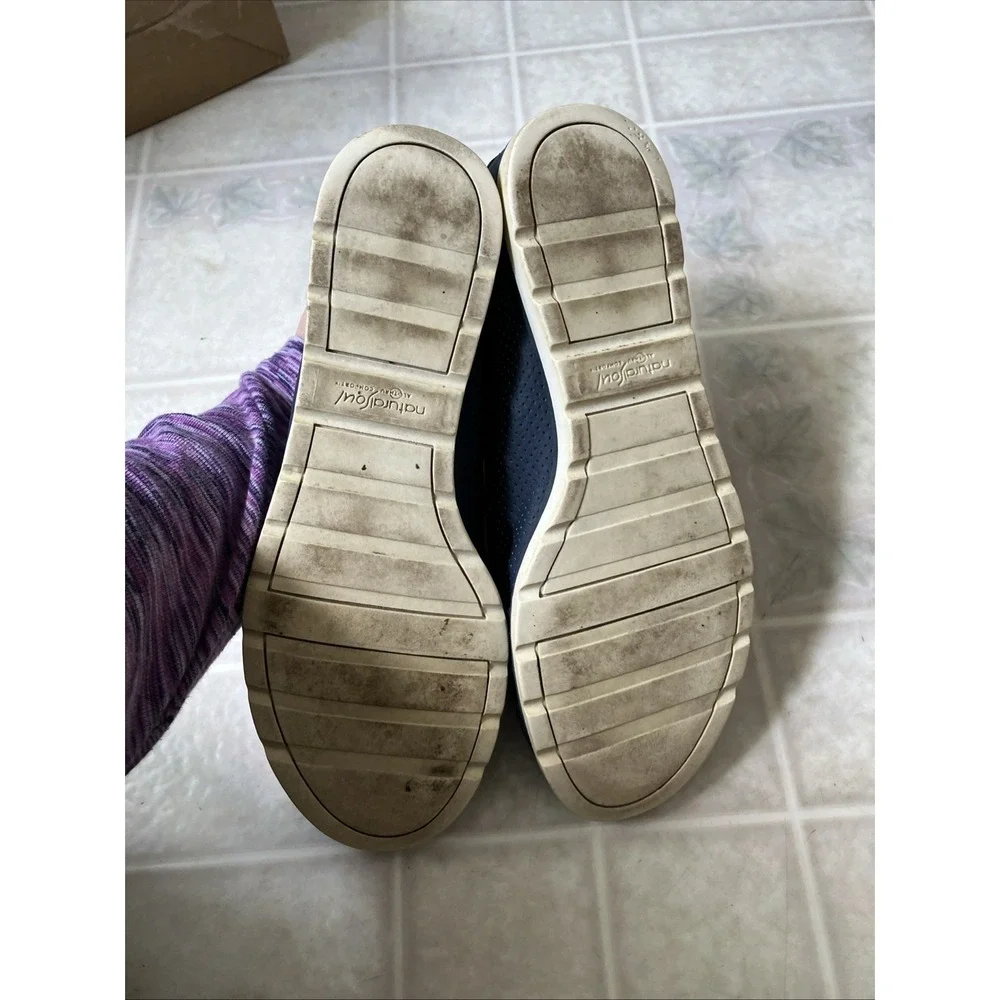NaturalSoul‎ Slip On Shoes Sz US 7.5 Slip Vegan Blue Leather Perforated Sides