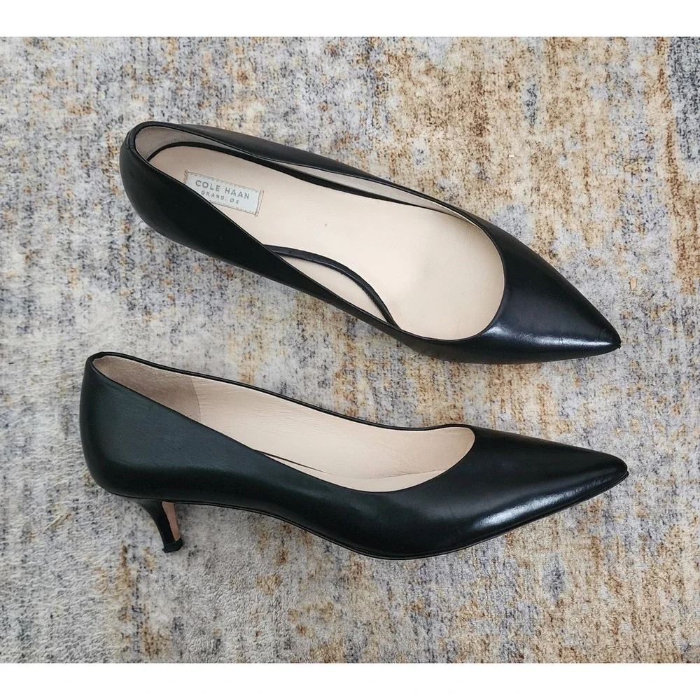 Cole Haan Women's Grand.OS Vesta Black Leather Kitten Heels Pumps Size 8.5 B