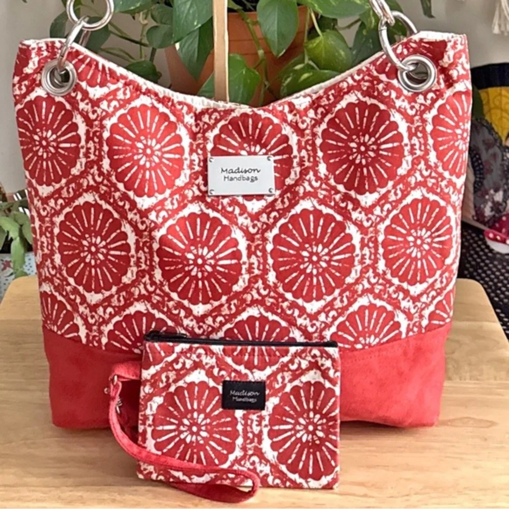 Madison Handbags travel idea stains
