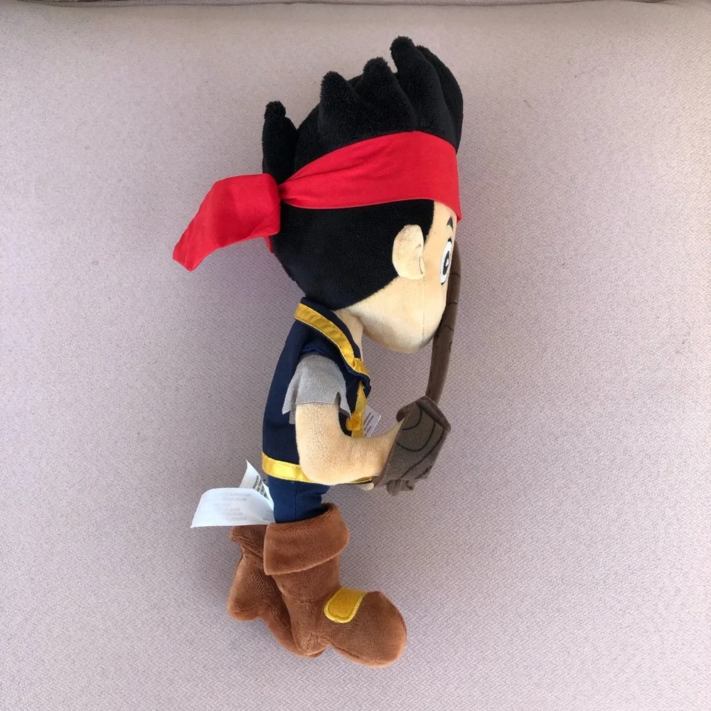 Disney Store Jake and the‎ Neverland Pirates 12'' & Pirates of the Caribbean Pin
