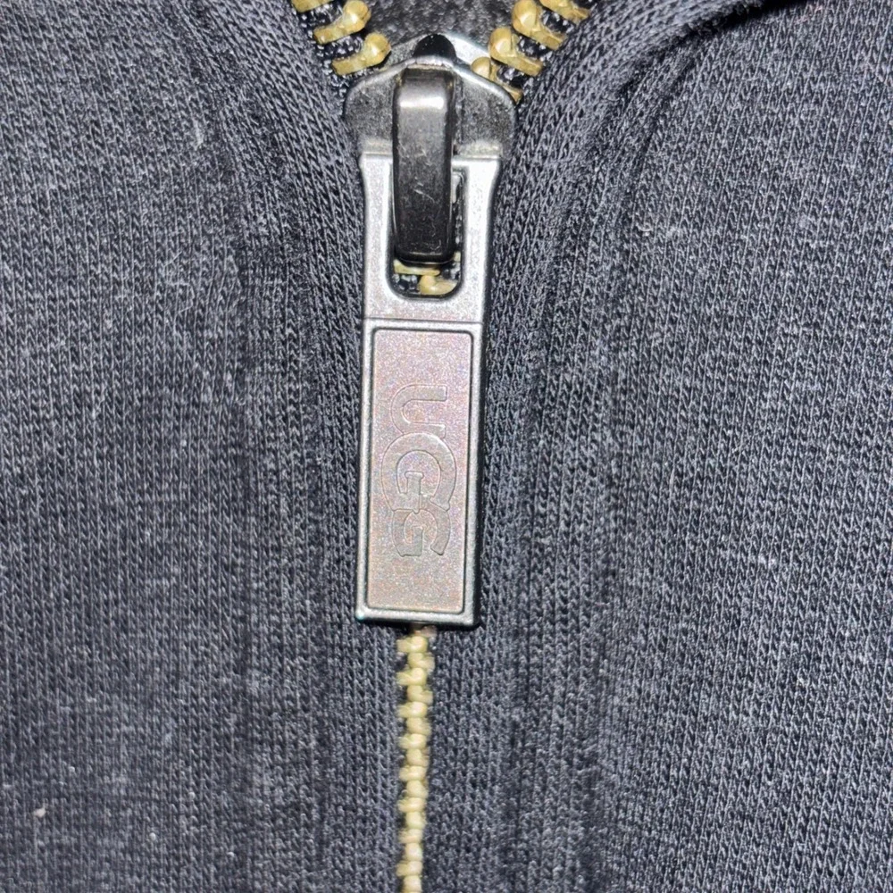 UGG gordon quarter