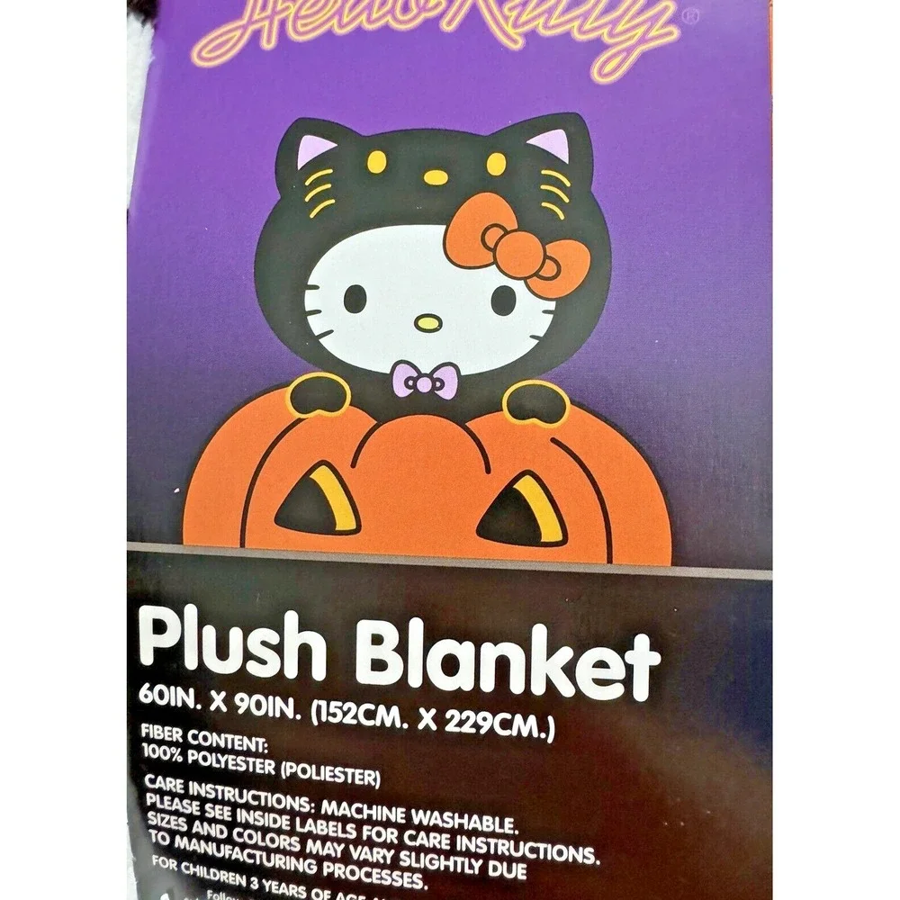 Hello Kitty highlight features fabric
