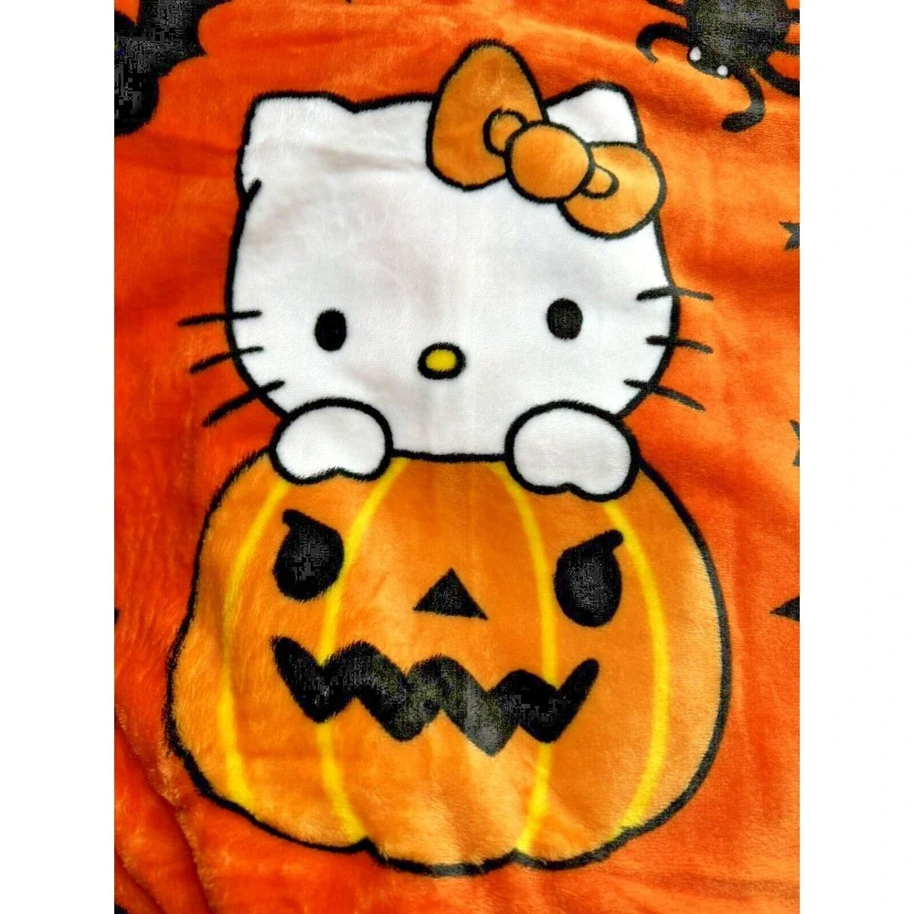 Hello Kitty festive vibe