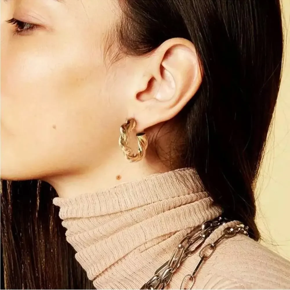 NEW 14K yellow gold plated twisted hoop earrings jewelry gift B19