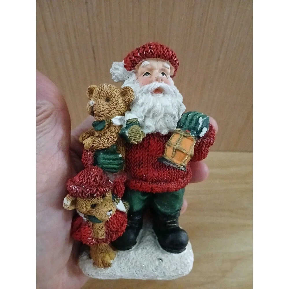Unbranded good santa