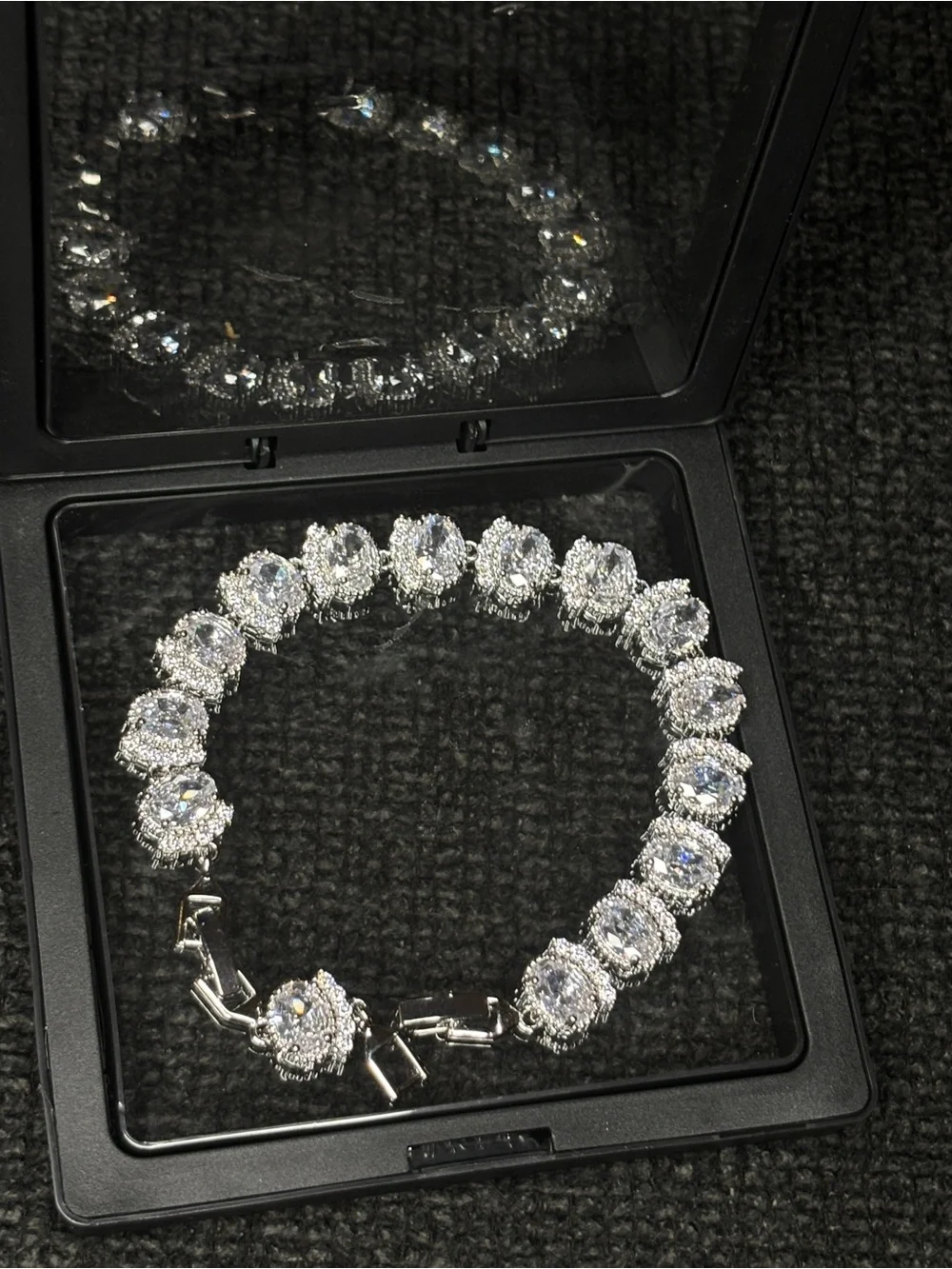 N/A elegant silver