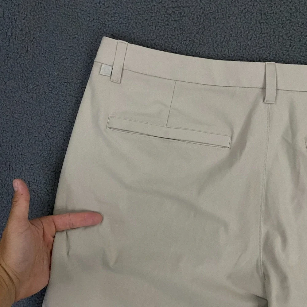 lululemon athletica pre owned