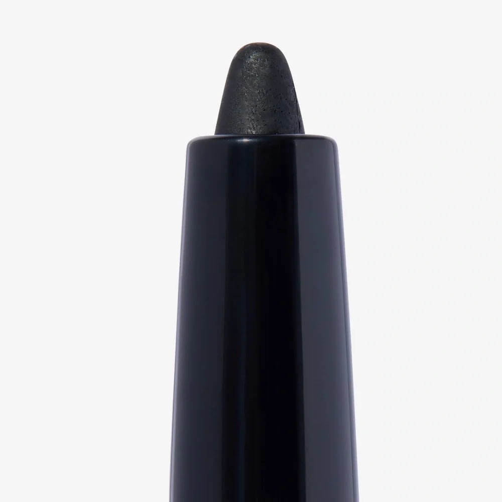 ICONIC London smokey eye