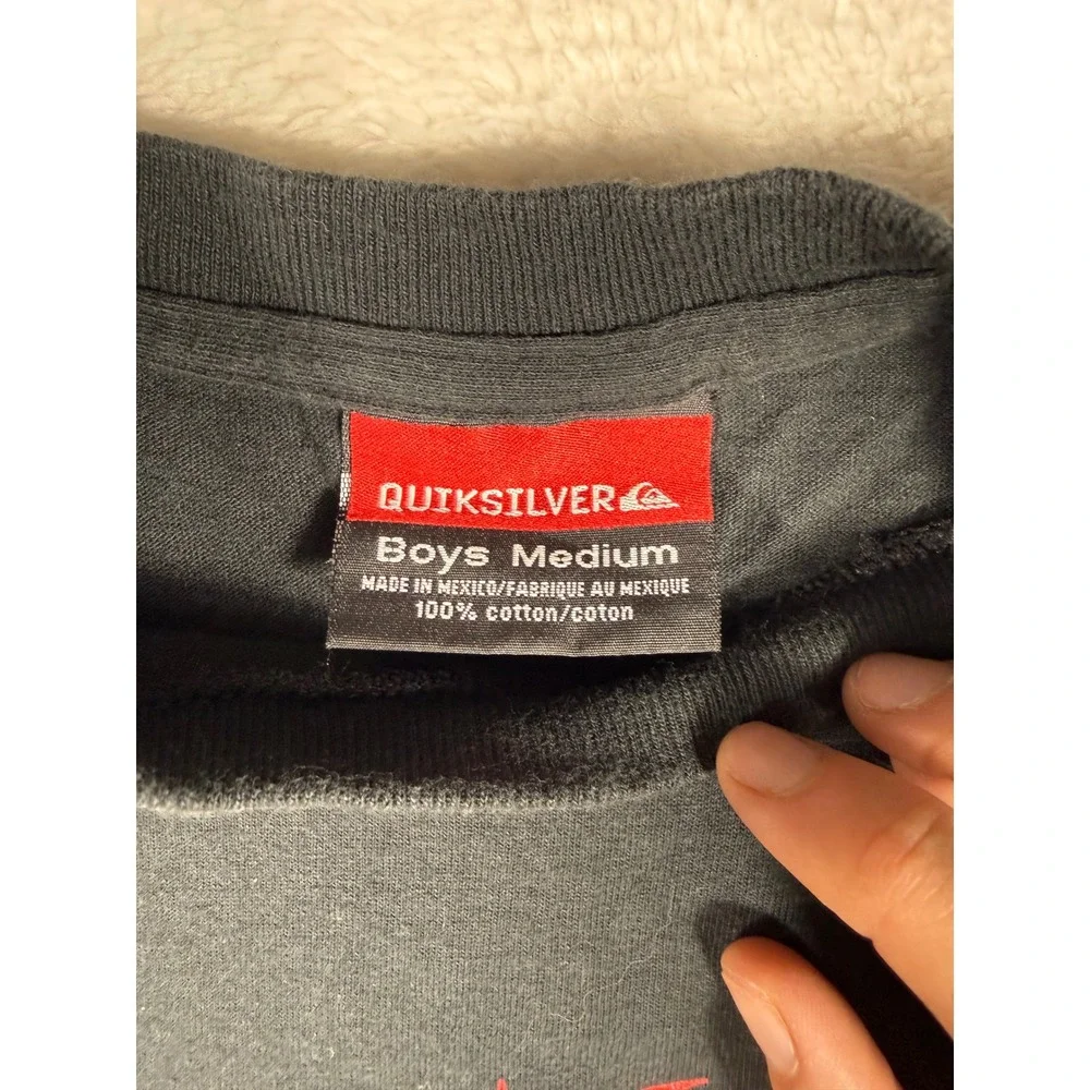 Quiksilver graphic tee