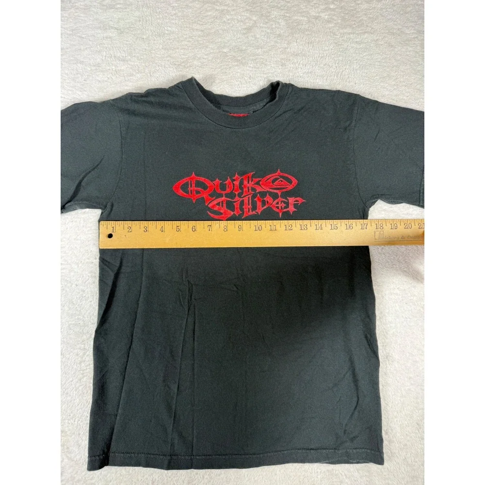 Quiksilver graphic tee