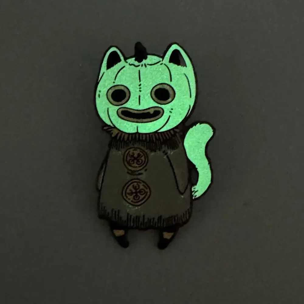 Guild Of Calamity Spooky Pumpkin Creatures GITD Blind Pin- WHITE PUMPKIN HEAD