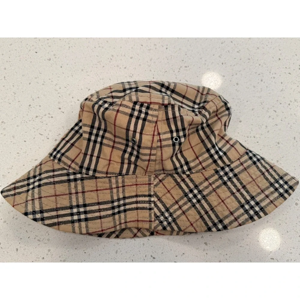 N/A bucket hat