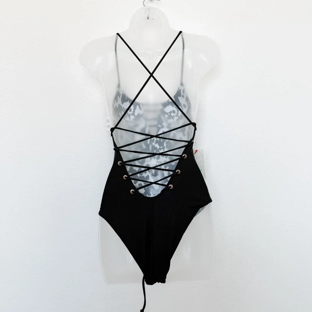 Maaji reversible design
