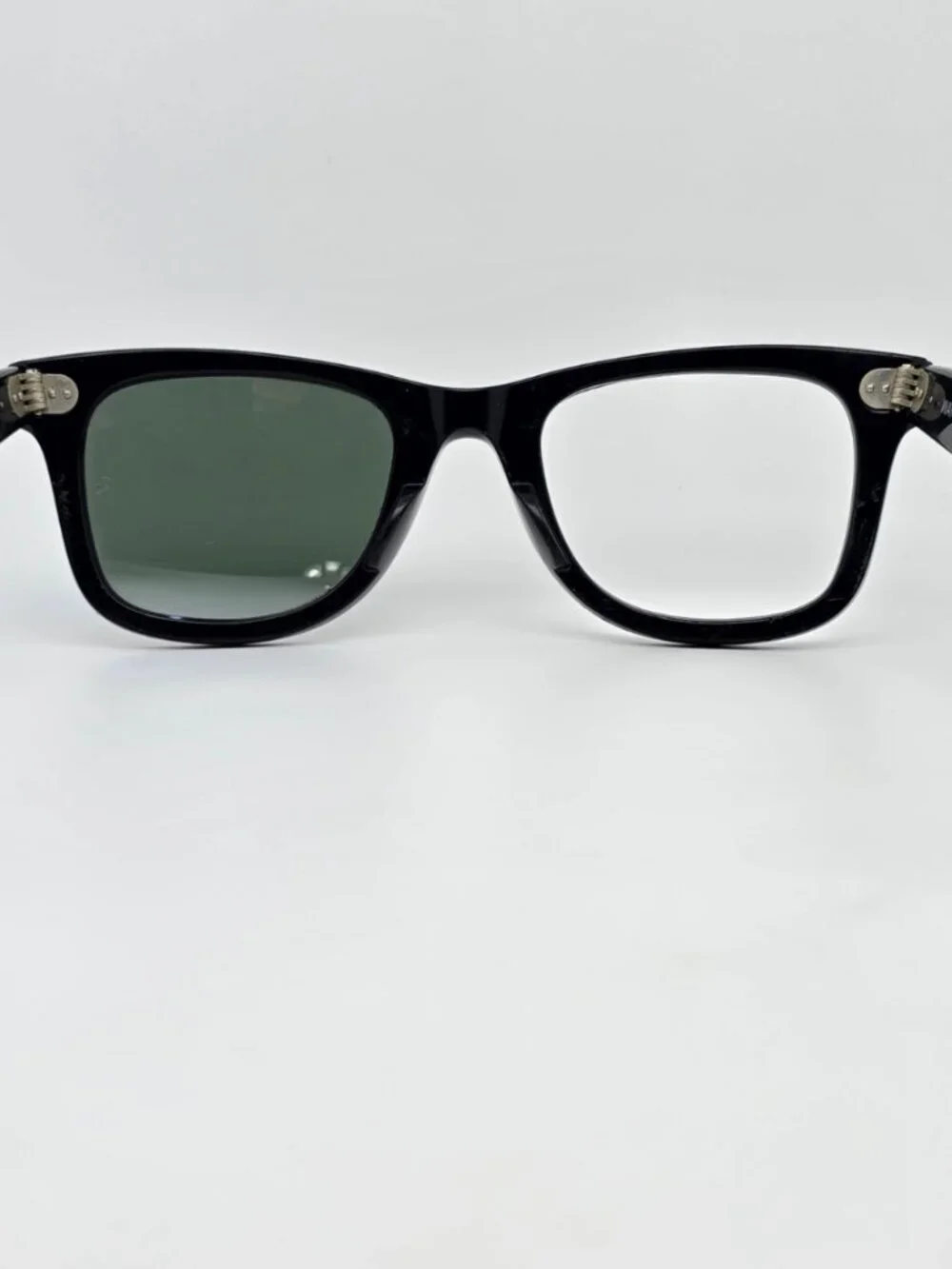 Ray-Ban this listing