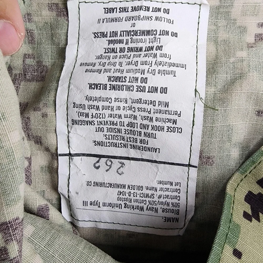 Golden Manufacturing Co. navy blouse
