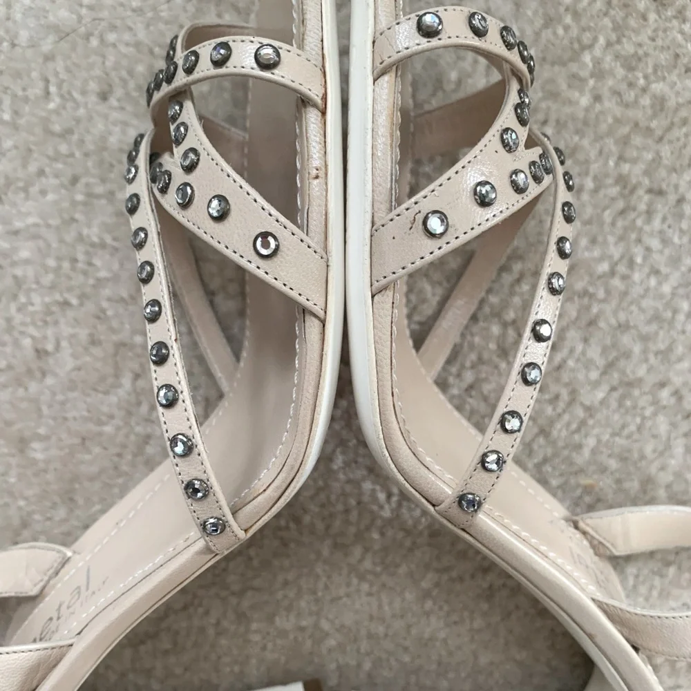 Neiman Marcus never worn
