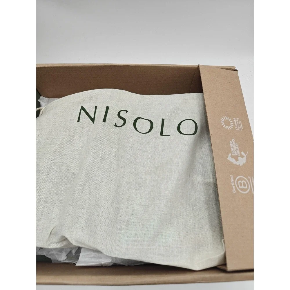 Nisolo martin all