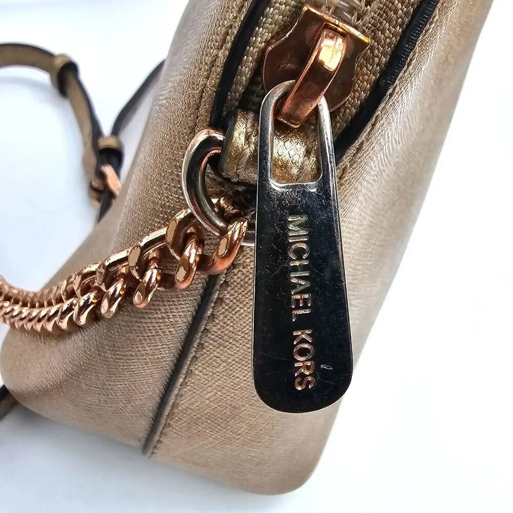 Michael Kors m28 authentic